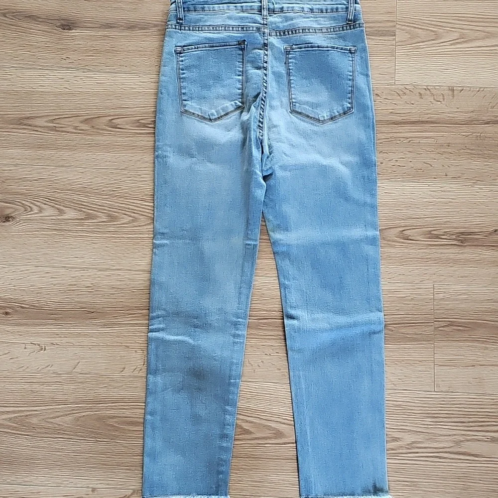 Gianni Bini Iridescent Blue Straight Leg Jeans, Size Medium